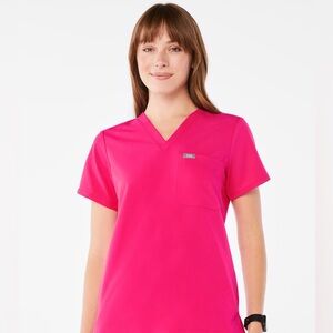 Figs Catarina Shocking Pink One-Pocket Scrub Top Women’s XS